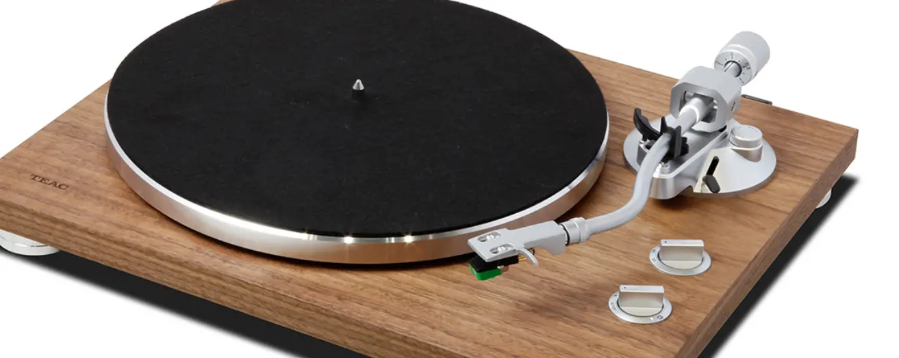 Teac Tn-400bt-se Analog Turntable Owner's Manual Teac Tn-400bt-se Analog Turntable Owner's Manual