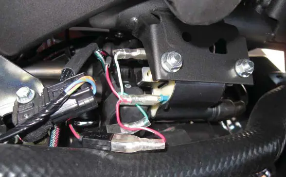 DYNOJET PC6 17033 Power Commander 6 - INSTALLING THE POWER 10