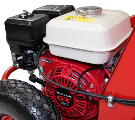 TRACMASTER LA25B1 Camon Lawn Aerator - Safety Instructions