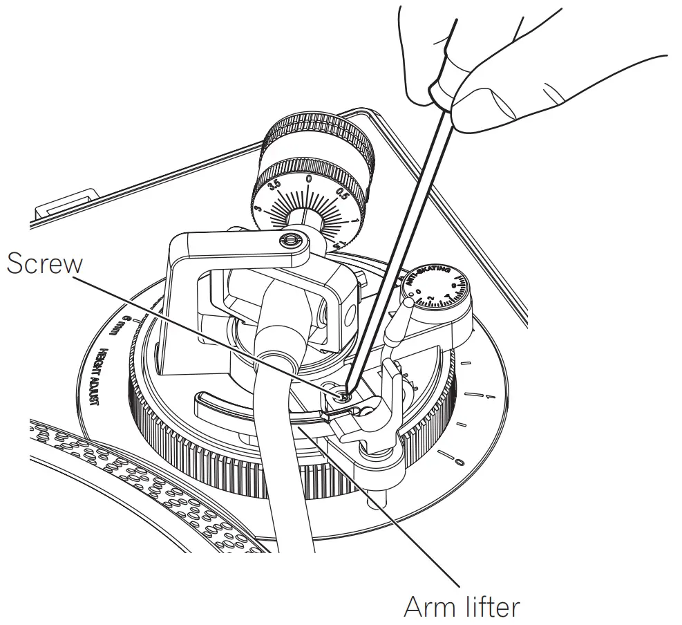 Adjusting the arm lifter height