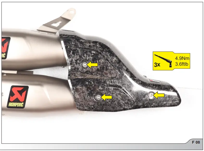 INSTALLATION OF THE AKRAPOVIČ CARBON FIBER HEAT SHIELD