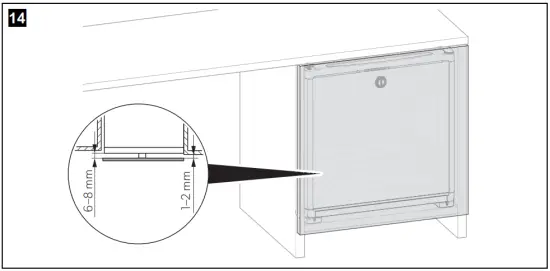 Mounting the sliding hinge