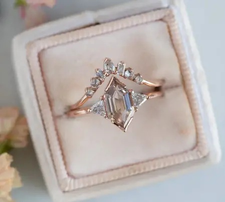 ALEXIS-RUSSELL-STACKING-Spring-Edition -Ring-PRODUCT