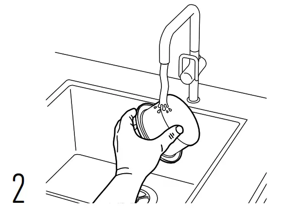 Hoover UH75200 High Performance Swivel XL Pet Upright Vacuum Cleaner - CLEANING THE RINSABLE FILTER 2