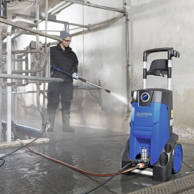 Nilfisk High Pressure Washer User Guide Nilfisk High Pressure Washer User Guide