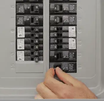 ring Floodlight Cam 14