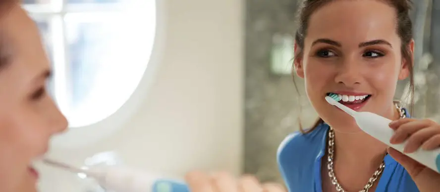 Philips 4300 Sonicare Electric Toothbrush User Manual