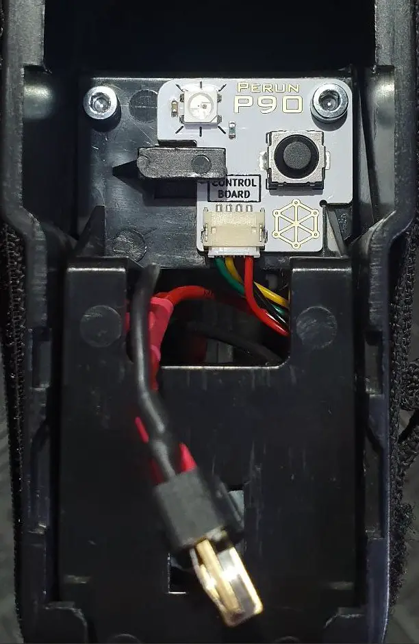 PERUN P90 Airsoft - Installation 6