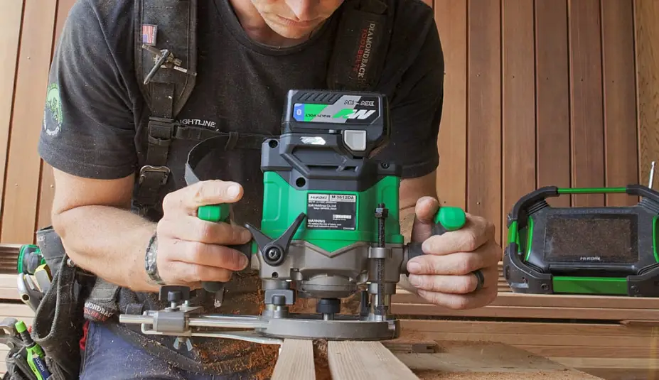 Hikoki M8v2 Hand Router Instruction Manual Hikoki M8v2 Hand Router Instruction Manual