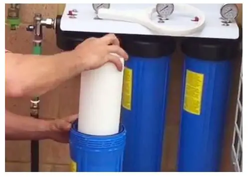 MWF Big Blue Whole House Water Filtration Systems - Remove the old filter