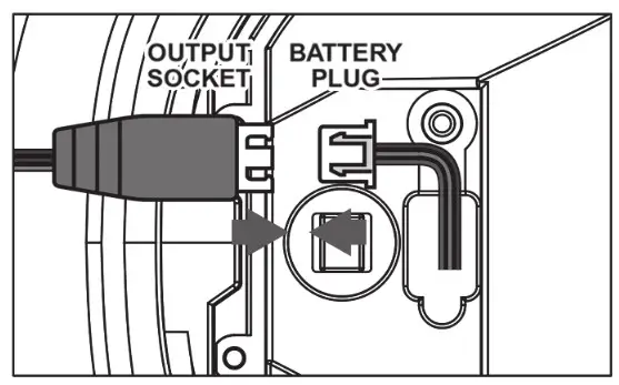 CONRAD 002388647ML01 Hovercraft Thunder Super Sport RC - Chargng the Battery Pack