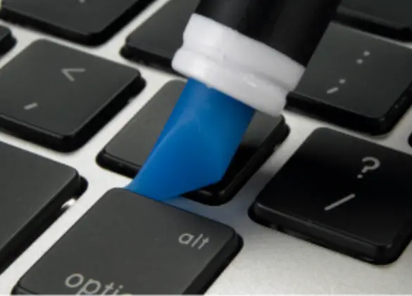 OXO-1313180-Cleaning-Brush-for-Electronics-user-manual (1)