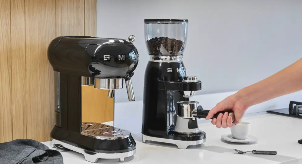 Smeg Cgf01pbeu Coffee Grinder User Manual Smeg Cgf01pbeu Coffee Grinder User Manual