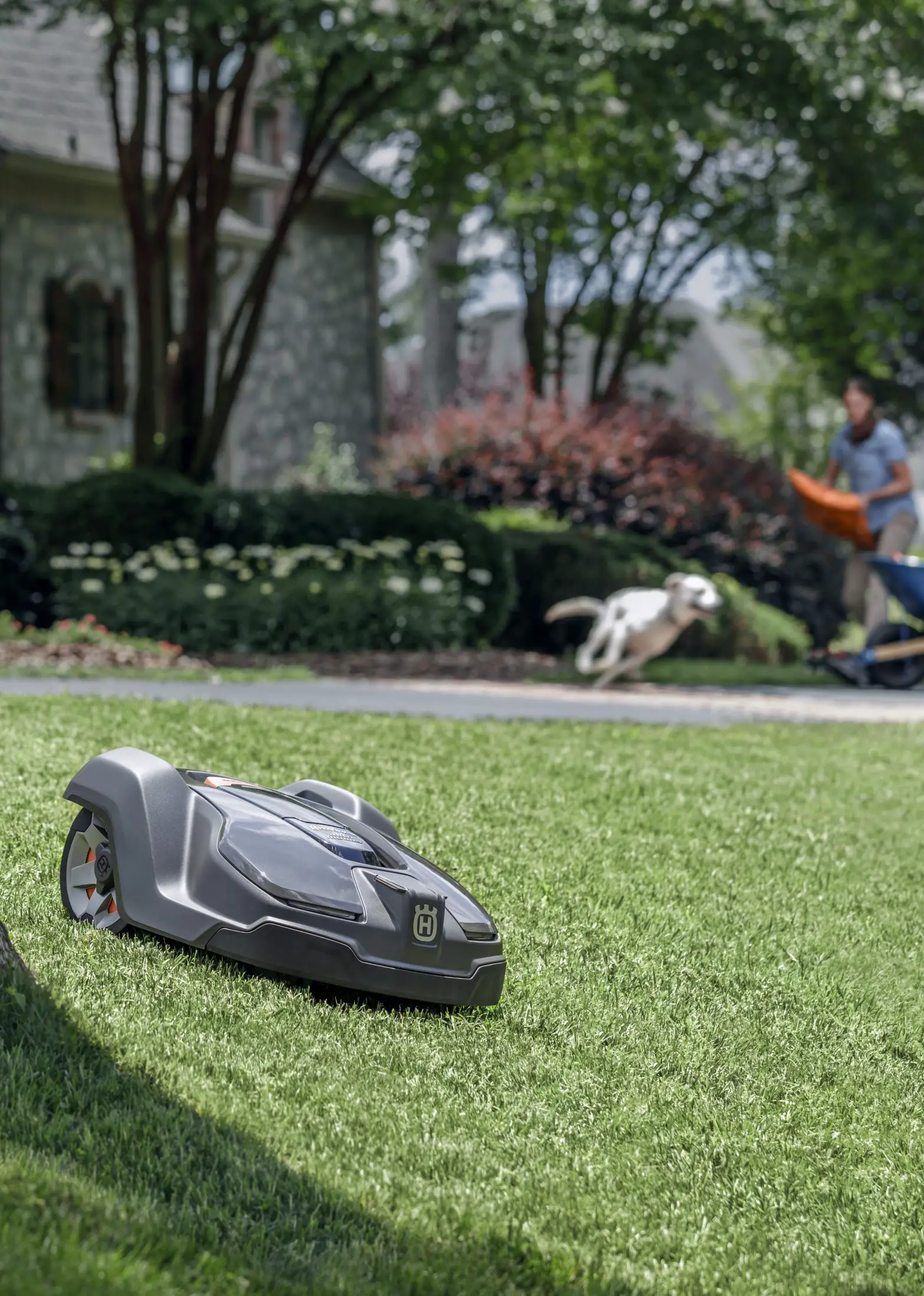 Husqvarna 9676731 21 Automower 420 Robotic Lawn Mower