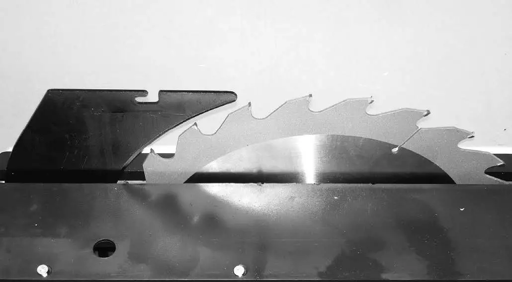 MEEC TOOLS 004665 Bench Ripsaw fig 14