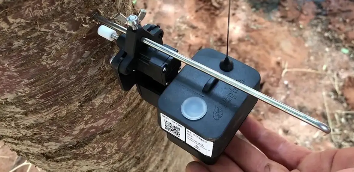 Phytech-New-Generation-Hub-Optimized-Irrigation-Management-product