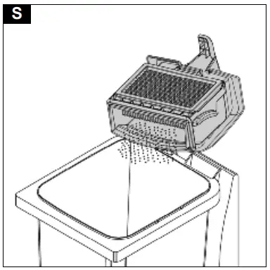 Clean the filter box / flat pleated filter
