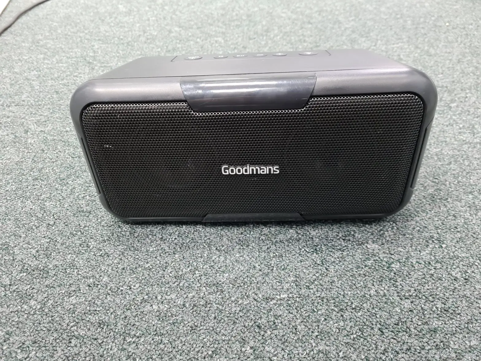 Goodmans Portable Bluetooth Speaker User Manual