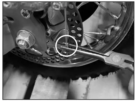 Razor MX500 Brake Caliper Front and Back - Required Tools - Step 1