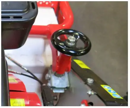 P-Lindberg-9056555-Flail-Mower-fig3