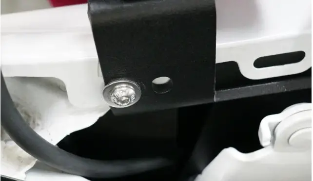 SDHQ 70 1206 G4 Silverado Sierra A Pillar Light Mounts - Driver Side3