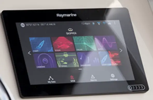 Raymarine Axiom 7 Fish Finder (6)