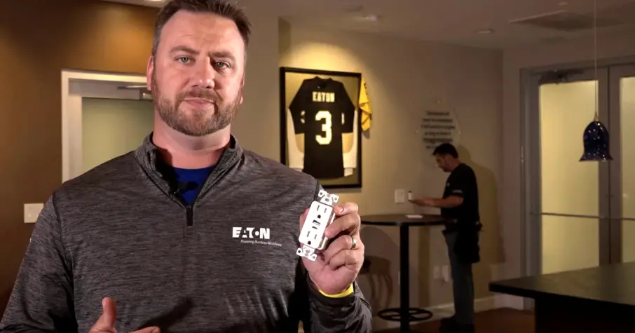 Eaton Wiring Devices Tr7765w-box Combination 3.6a Usb Charger User Manual Eaton Wiring Devices Tr7765w-box Combination 3.6a Usb Charger User Manual