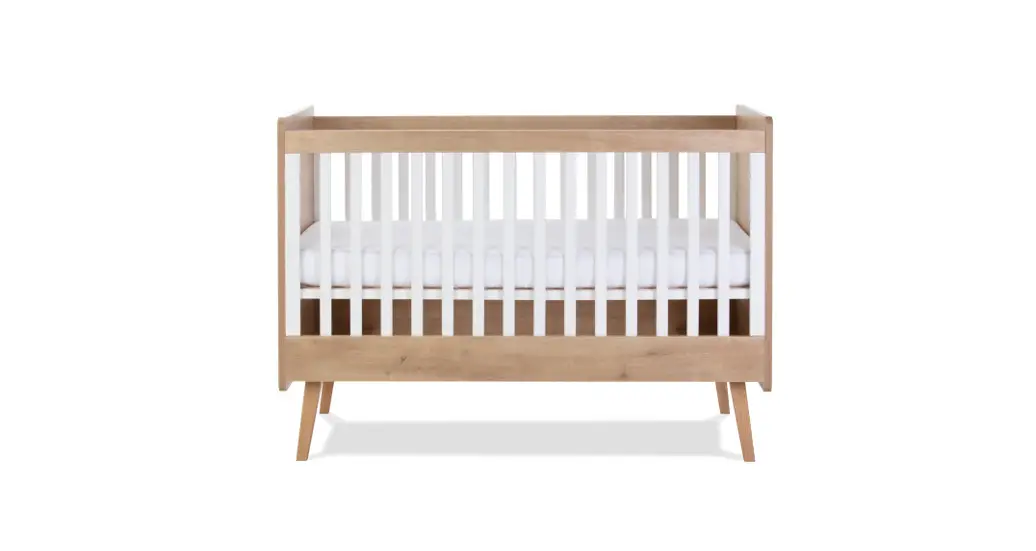 Silver Cross 32403301 Westport Cot Bed Instruction Manual