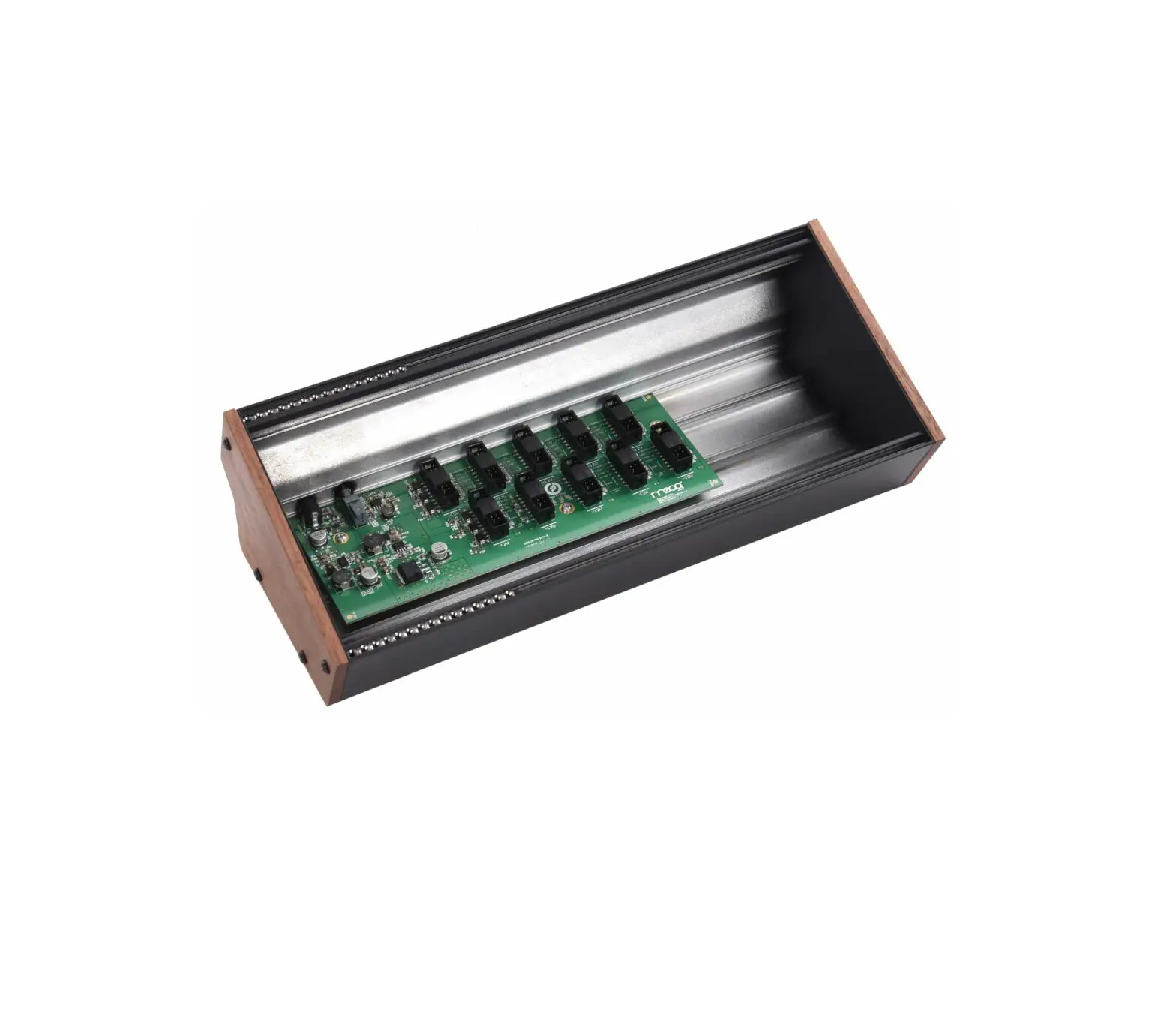 Moog Powered Eurorack Case User Manual Moog Powered Eurorack Case User Manual