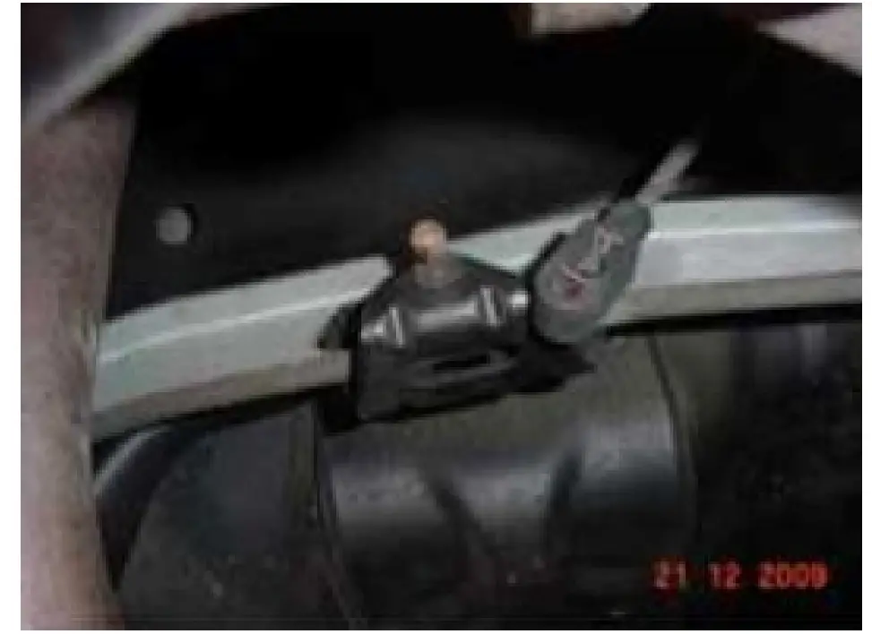 Step 4. Remove Ride Height Sensor