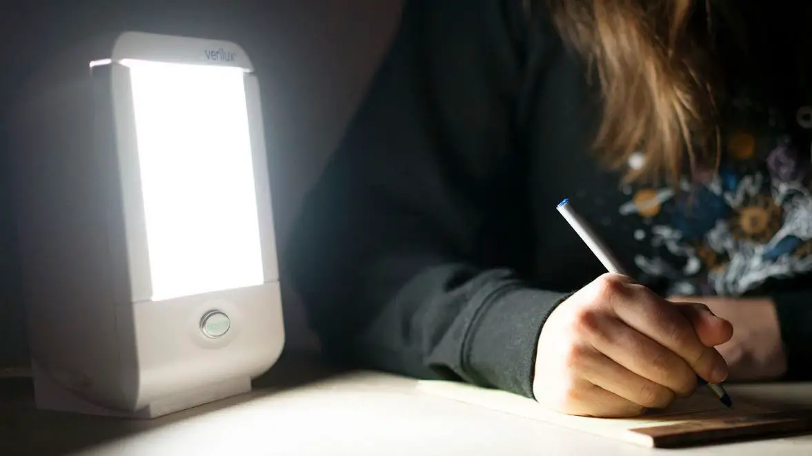 iGear iG-1073 Vitamin-D3 Light Therapy Lamp PRODUCT