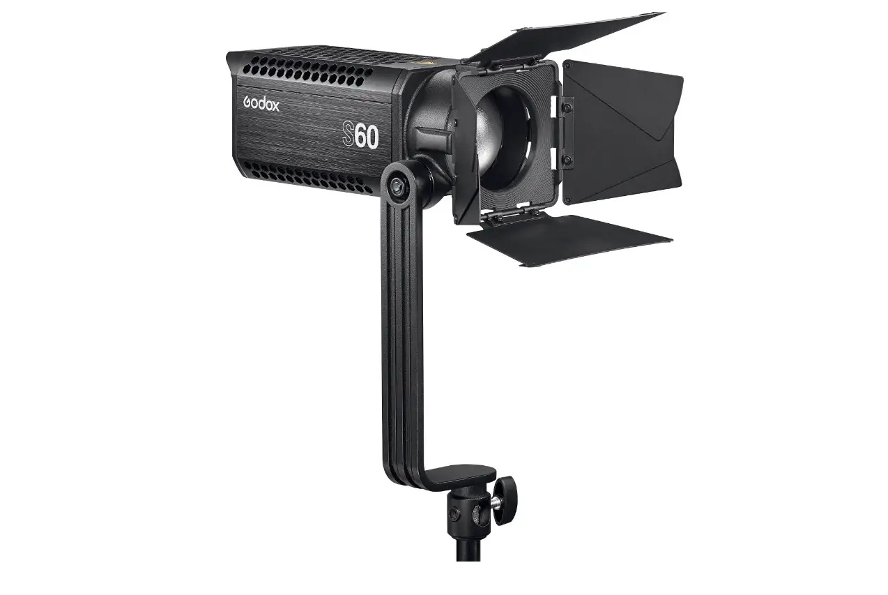 Godox S60 Focusing Led Light Instruction Manual Godox S60 Focusing Led Light Instruction Manual