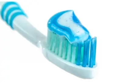 Truthbrush-T2-Connected-Oral -Care-System-PRODUCT