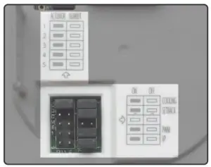 SALUS BTR230 Room Thermostat - BTR230 Jumpers