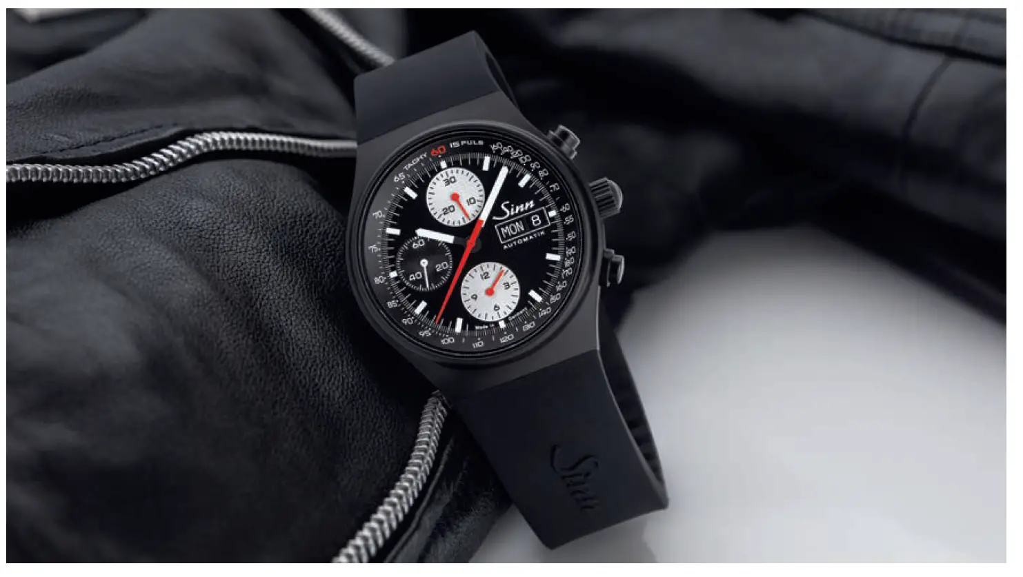 Sinn 144 St S ANNIVERSARY II Smart fig 4