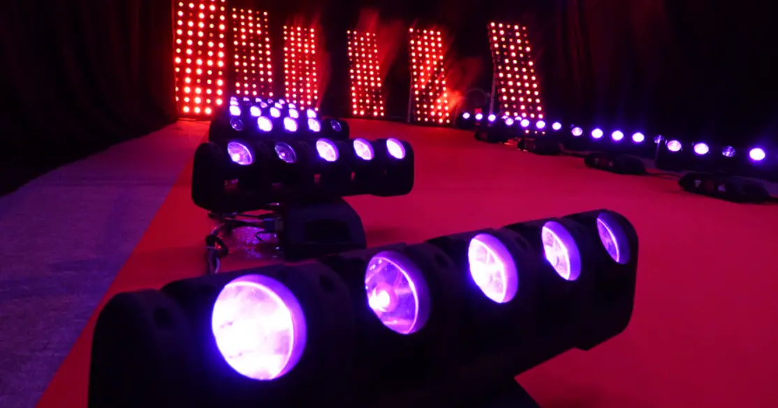 Chauvet Professional Rogue R3 Beam 30w Moving Head Spot Light User Guide