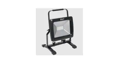 Sealey Led60110v 360 Degree Slim Standing Smd Led Worklight Instruction Manual Sealey Led60110v 360 Degree Slim Standing Smd Led Worklight Instruction Manual