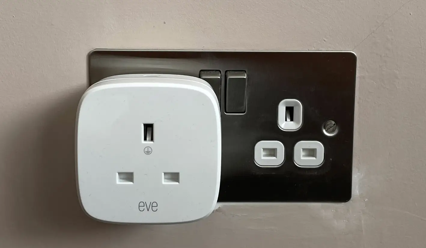 Eve Energy Socket And Smart Energy Meter User Guide Eve Energy Socket And Smart Energy Meter User Guide