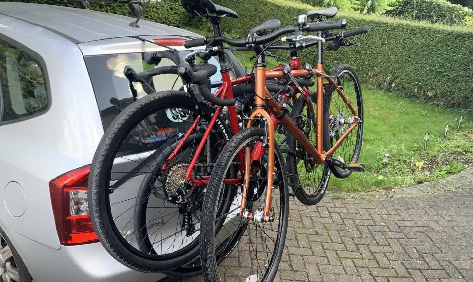 Saris 10690 801 Bones 3 Bike Bike Rack Instruction Manual