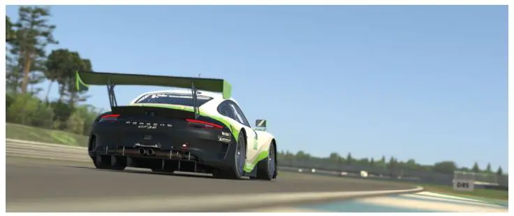 iRacing GT3 R Porsche 911 Racing Car User Manual - GETTING STARTED