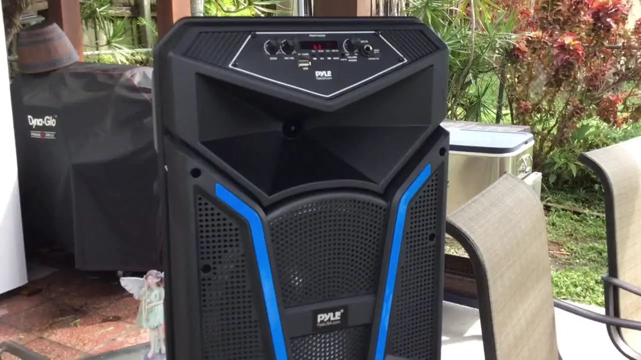 Pyle Pphp122sm Wireless Bt Streaming Pa Speaker User Manual Pyle Pphp122sm Wireless Bt Streaming Pa Speaker User Manual