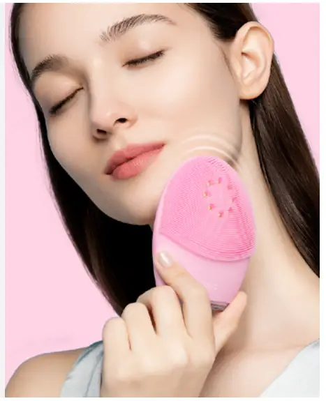 FOREO LUNA 3 Plus Thermal Cleansing and Microcurrent Facial Device - MICROCURRENT MODE