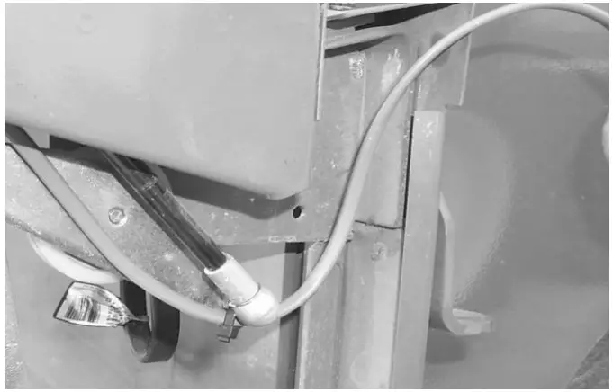 HARVEST TEC 489 Gullwing Light Kit B