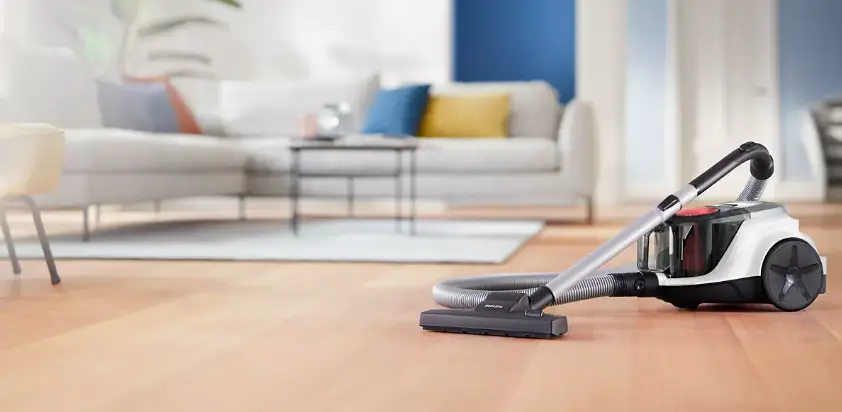 Philips Xb2142 2000 Series Bagless Vacuum Cleaner User Guide Philips Xb2142 2000 Series Bagless Vacuum Cleaner User Guide