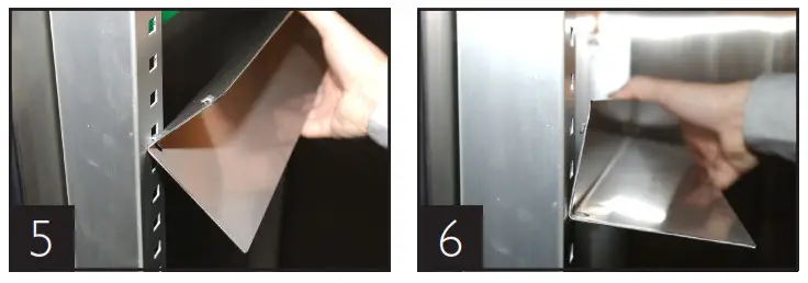 true STR1H-2HS Solid-Door Insulated Reach-In Heated Holding Cabinet - 14