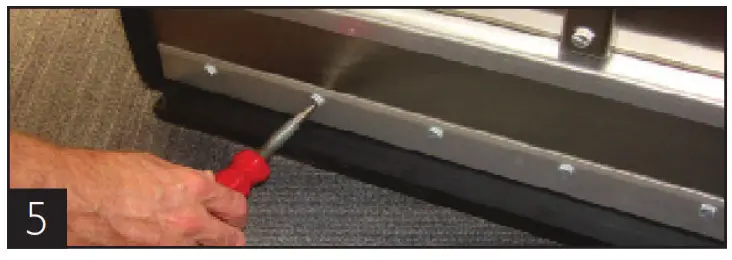 true STR1H-2HS Solid-Door Insulated Reach-In Heated Holding Cabinet - 8