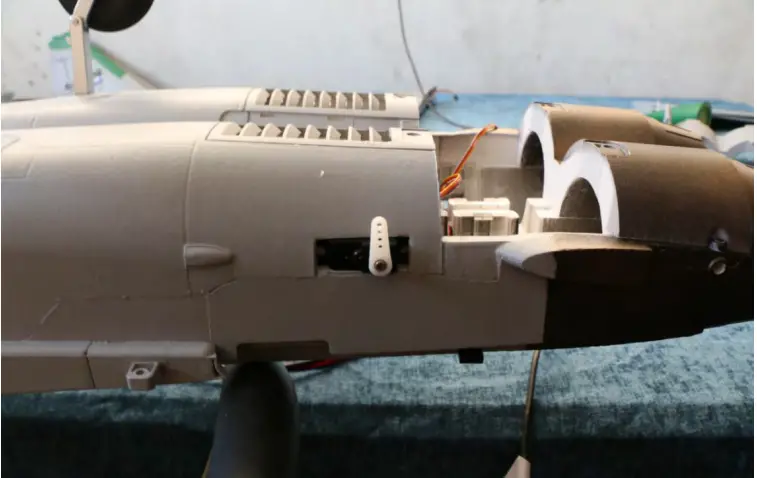 BANANA-HOBBY-MiG-25-Foxbat Twin-64mm-EDF-Jet-16