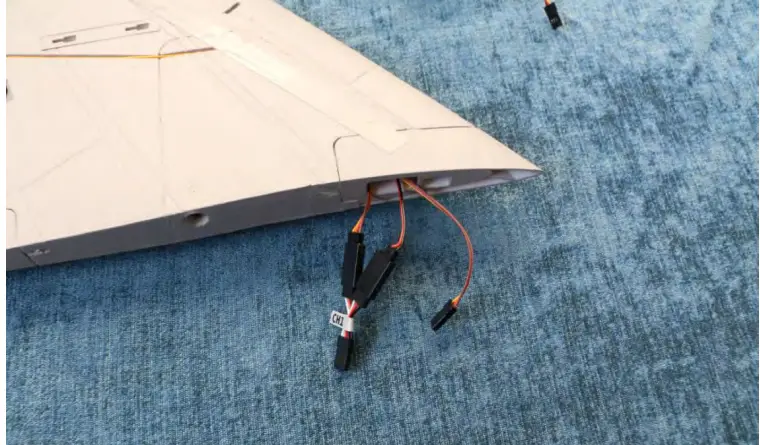 BANANA-HOBBY-MiG-25-Foxbat Twin-64mm-EDF-Jet-9