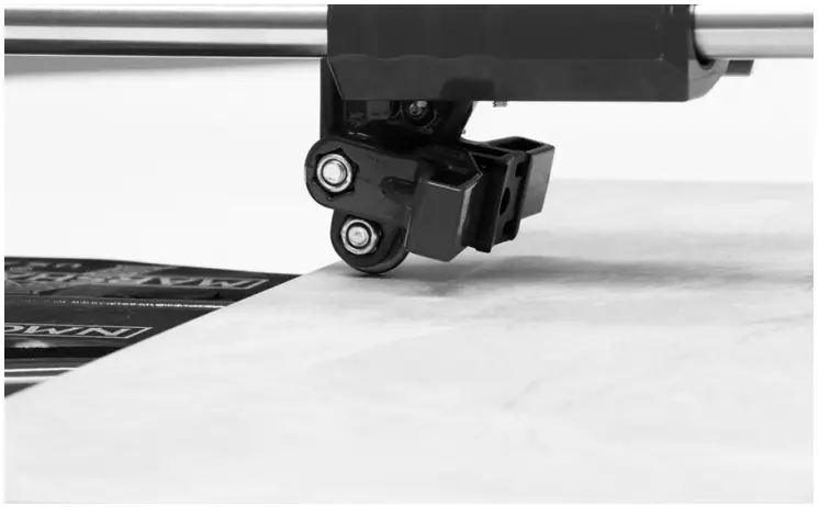 MARSHALLTOWN TC24 24 Inch 610MM Tile Cutter - PRODUCT OPERATION 2