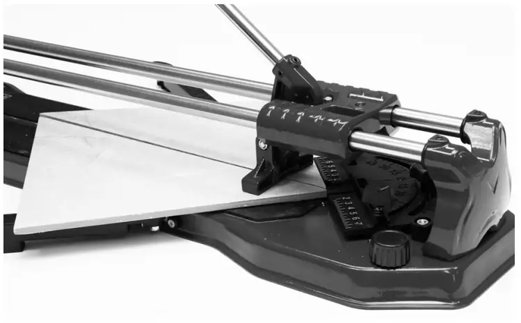 MARSHALLTOWN TC24 24 Inch 610MM Tile Cutter - cut an angle 4